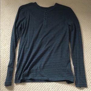 American Eagle MENS Striped Long-Sleeve Size Small